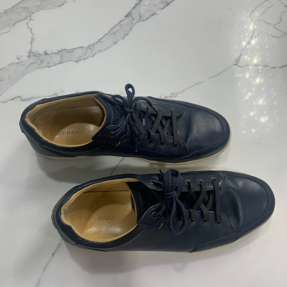 Cole Haan Men’s Navy Blue Leather Upper Boat‎ Shoes. Size 11 1/2